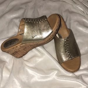 Born Concept gold and cork wedges